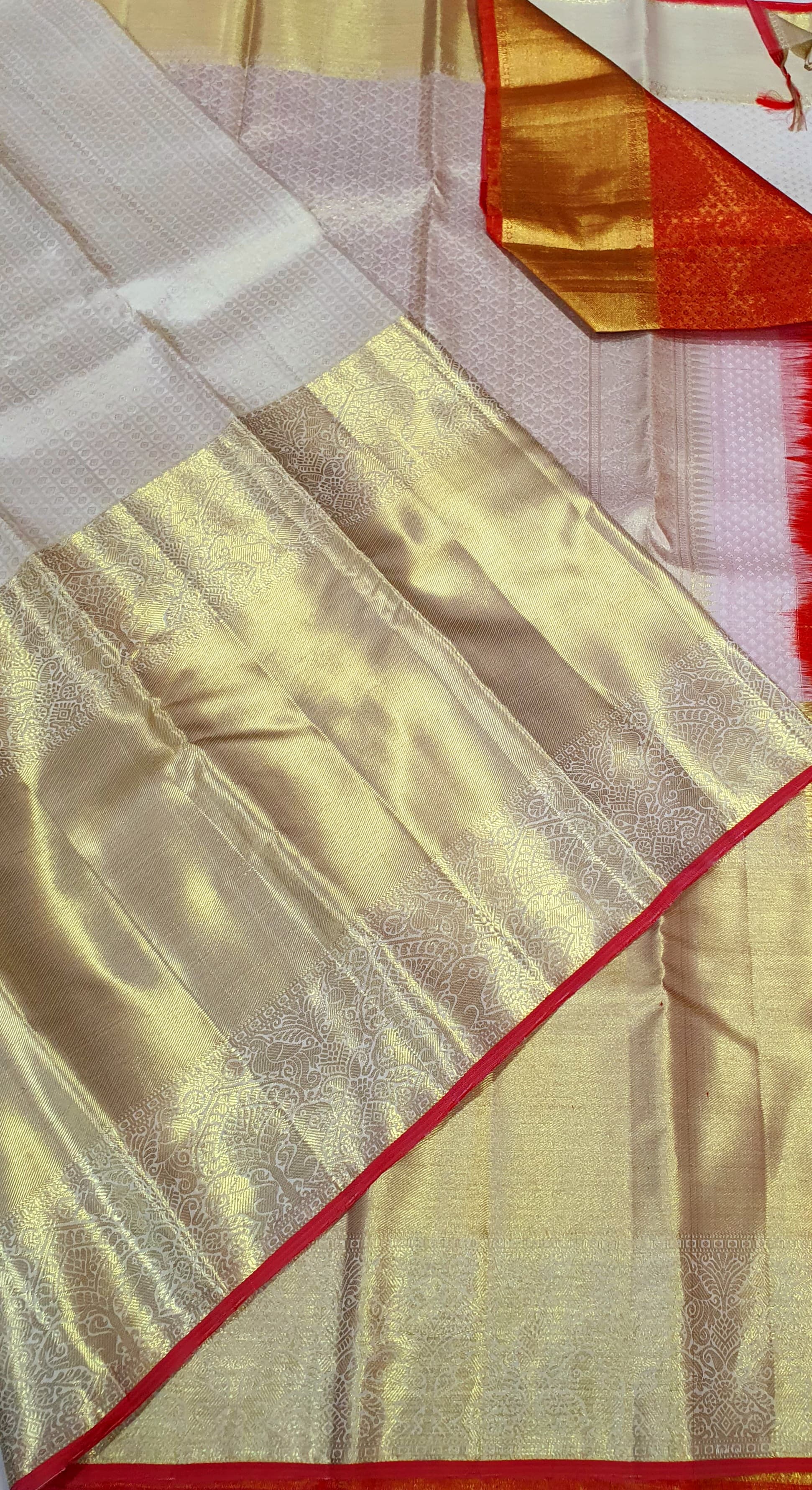 Celebrity Style - Keerthy Suresh Inspired Half White Pure Handloom Kanchipuram Silk Saree - Image 13