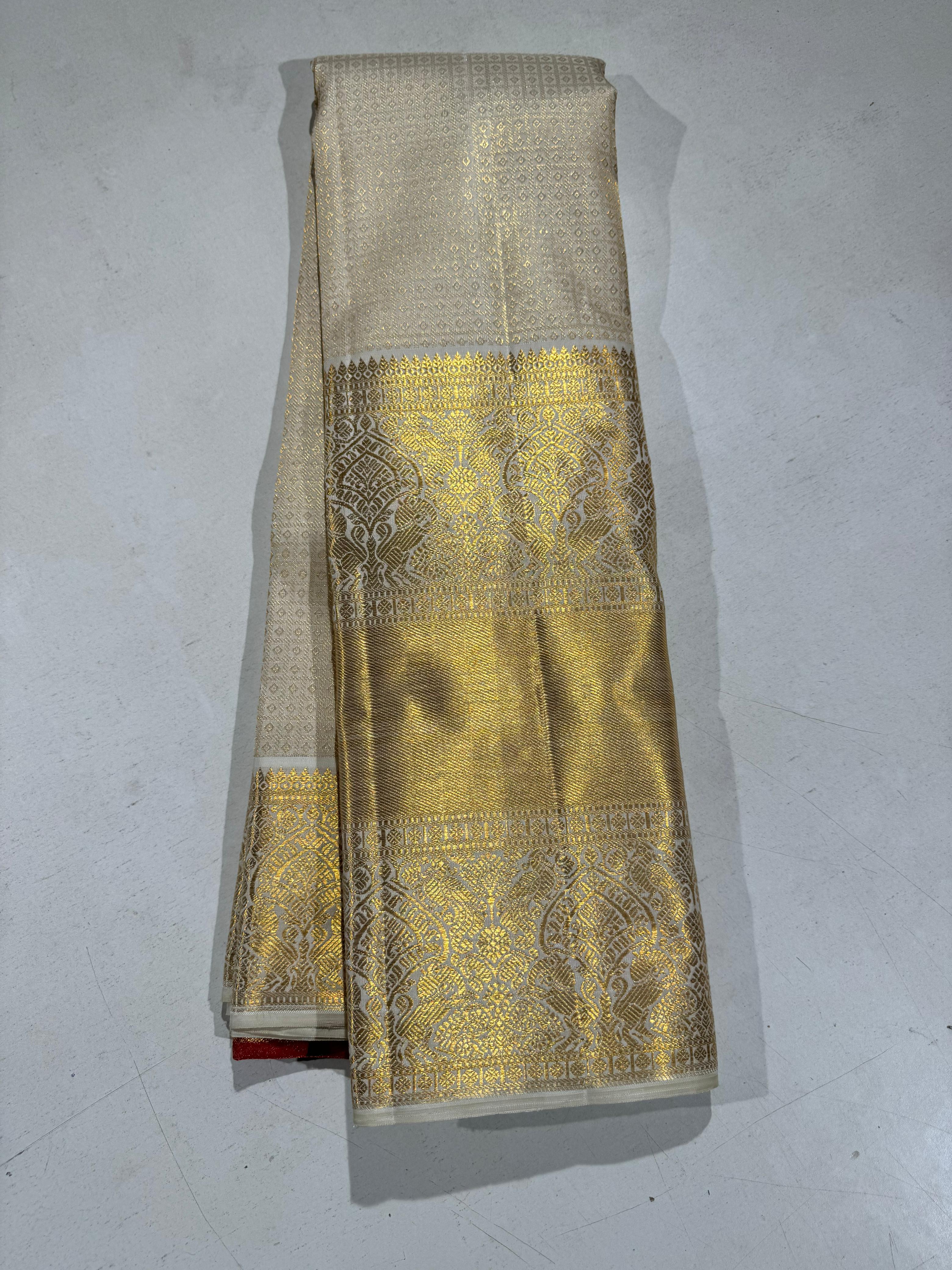 Celebrity Style - Keerthy Suresh Inspired Half White Pure Handloom Kanchipuram Silk Saree - Image 3