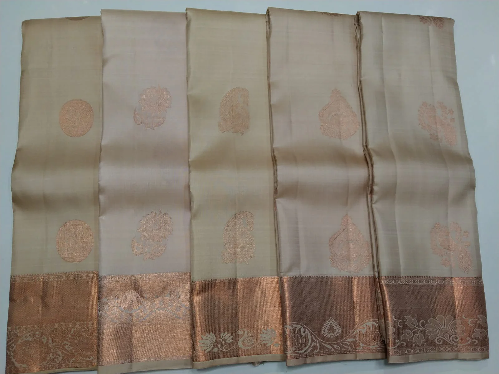 Pastel Shade Copper Zari Kanchipuram Silk Sarees - Image 4
