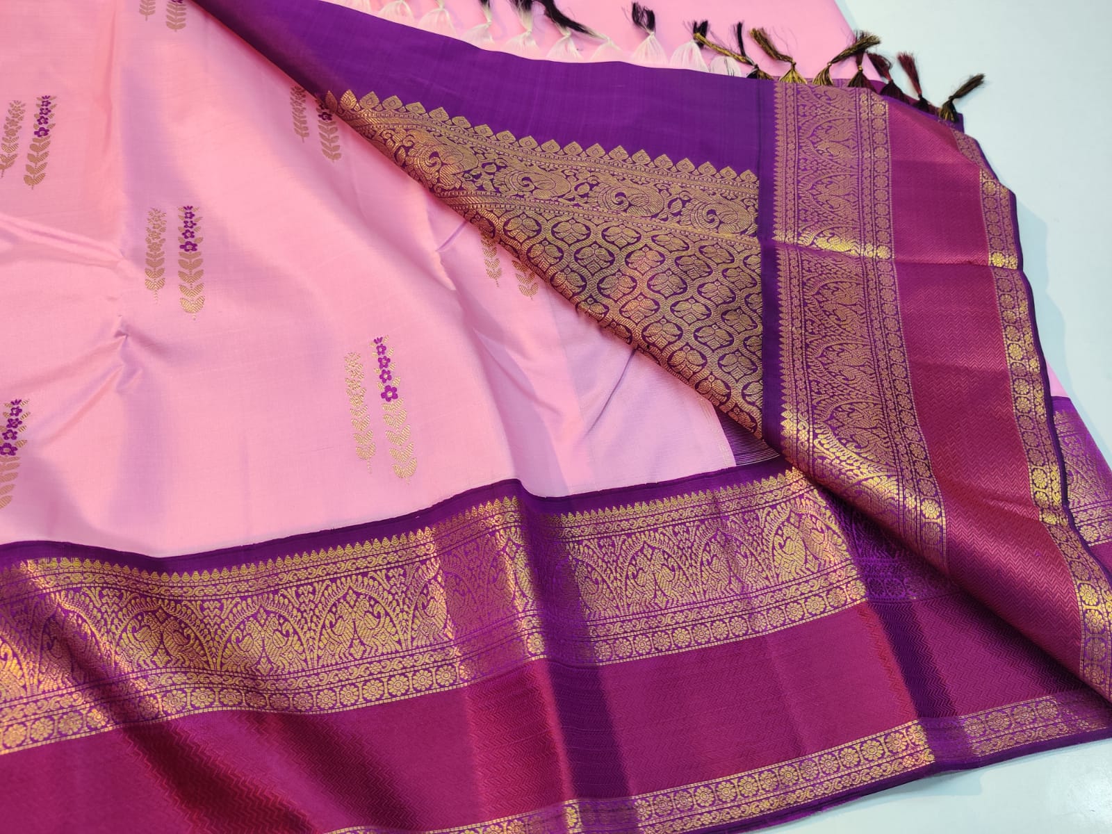 Pink Korvai Kanchipuram Silk Saree - Image 3