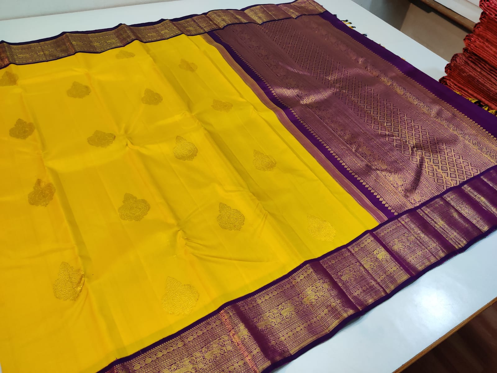 Yellow Korvai Kanchipuram Silk Saree - Image 4