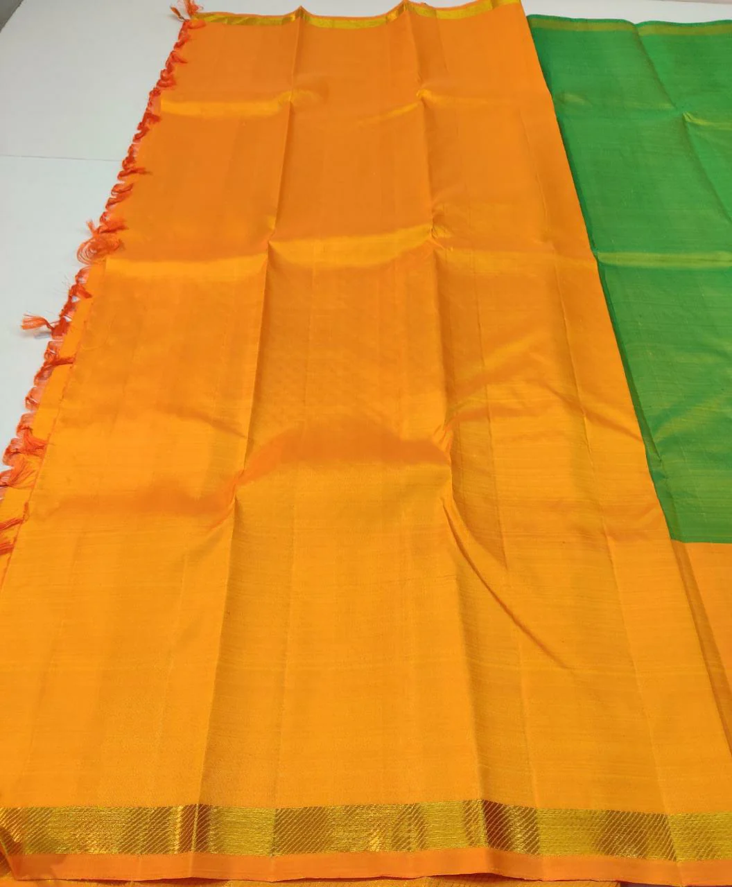 Yellowish Green Kanchipuram Silk Saree - Image 4